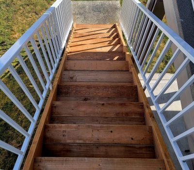 new-wood-stairs-west kelowna