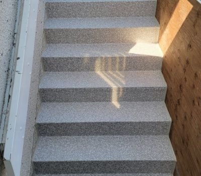 vinyl-wrapped-steps-kelowna-silver-bullet-deck-&-rail